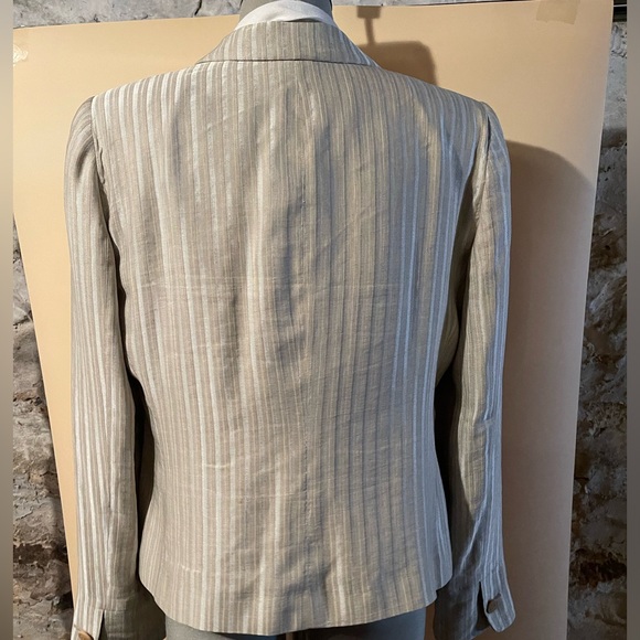 Vintage Giorgio Armani Jacket - Picture 5 of 9